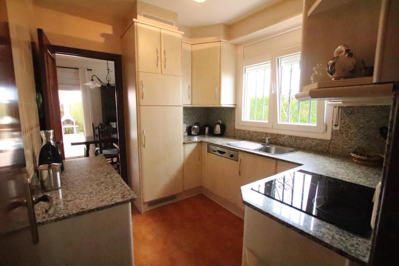 Planta Baja, Primera Linea, Playa, Jardin Privado, Ardiaca, Cambrils, Apartamento Jacqueline 外观 照片