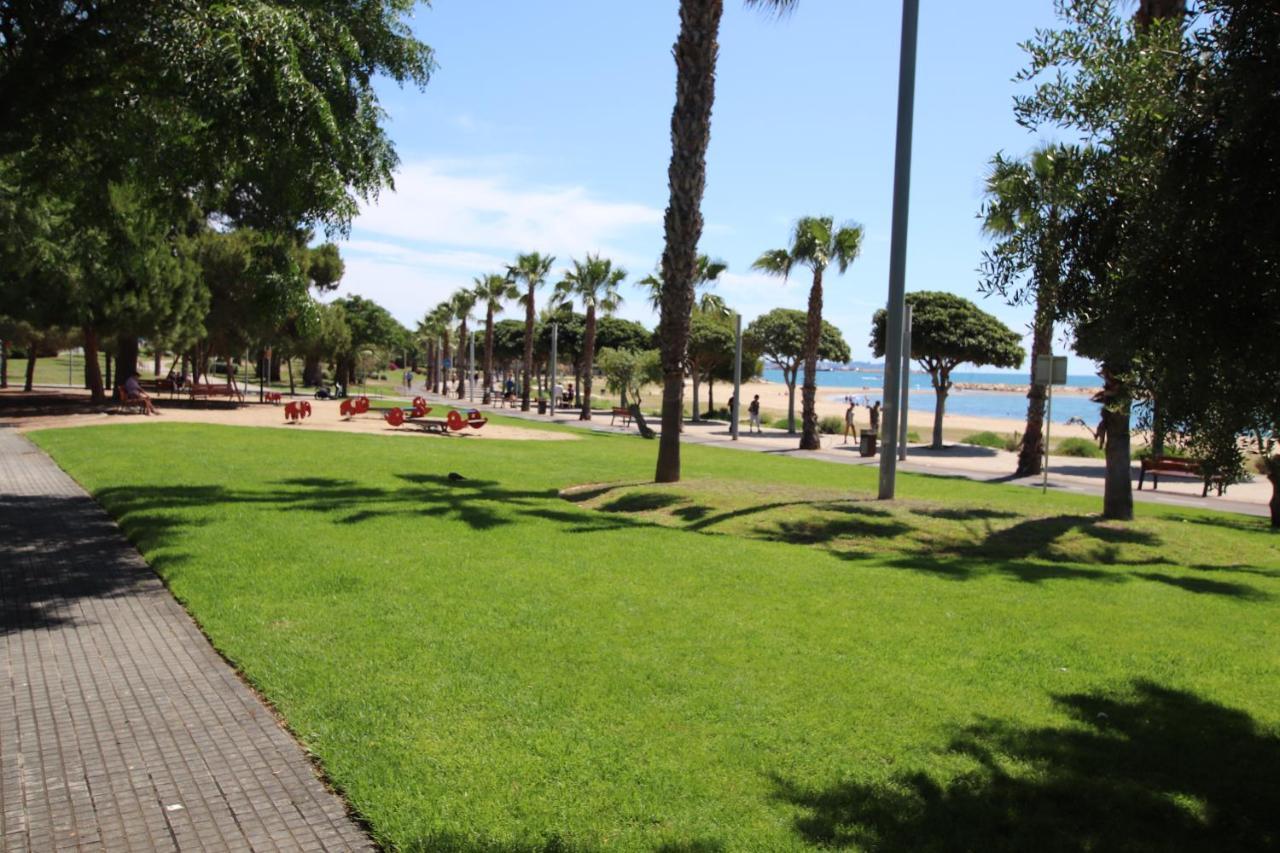 Planta Baja, Primera Linea, Playa, Jardin Privado, Ardiaca, Cambrils, Apartamento Jacqueline 外观 照片